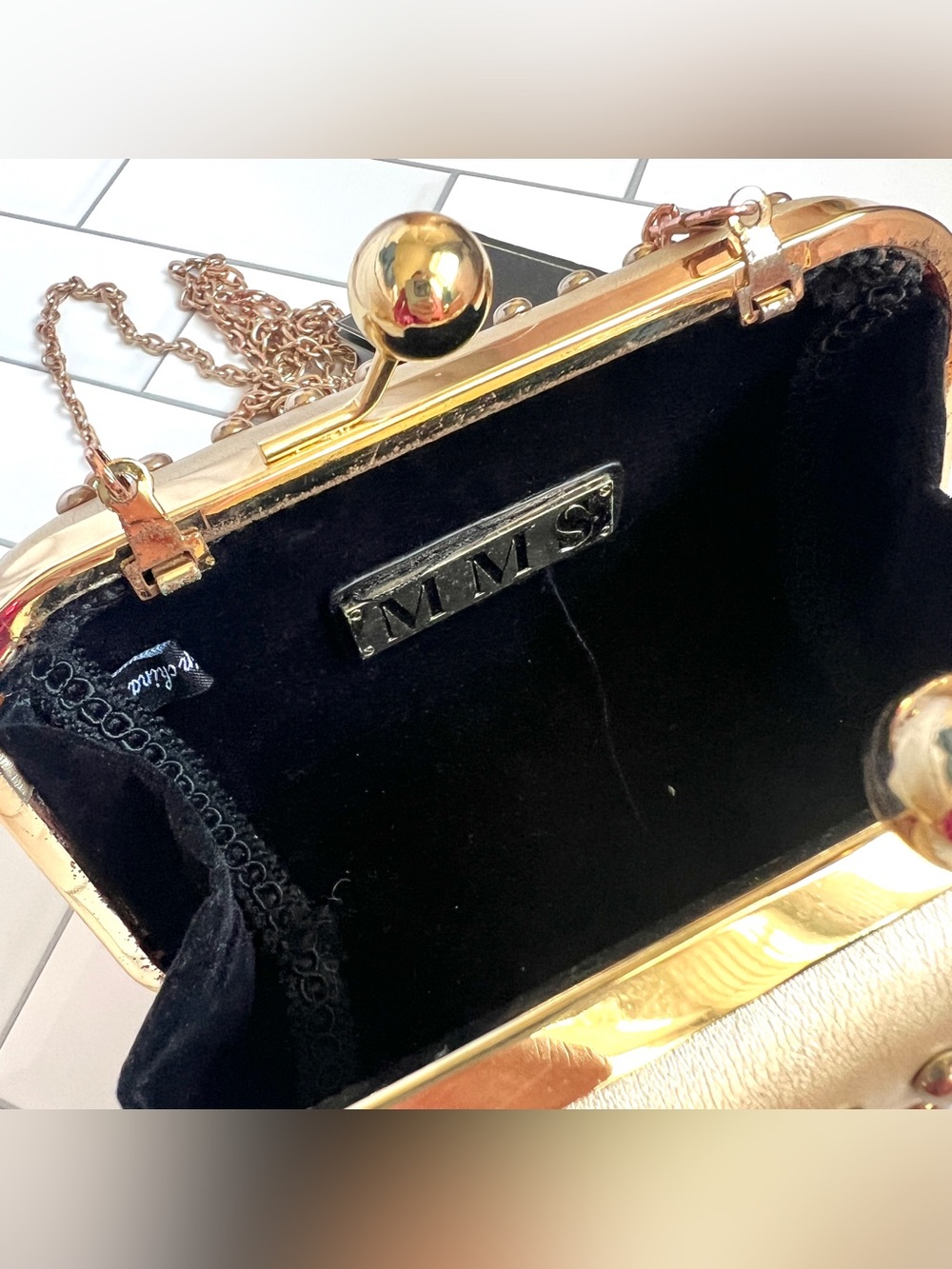✨ Gold Studded Clutch by MMS w/ Shoulder Chain Small Purse - Picture 6 of 9